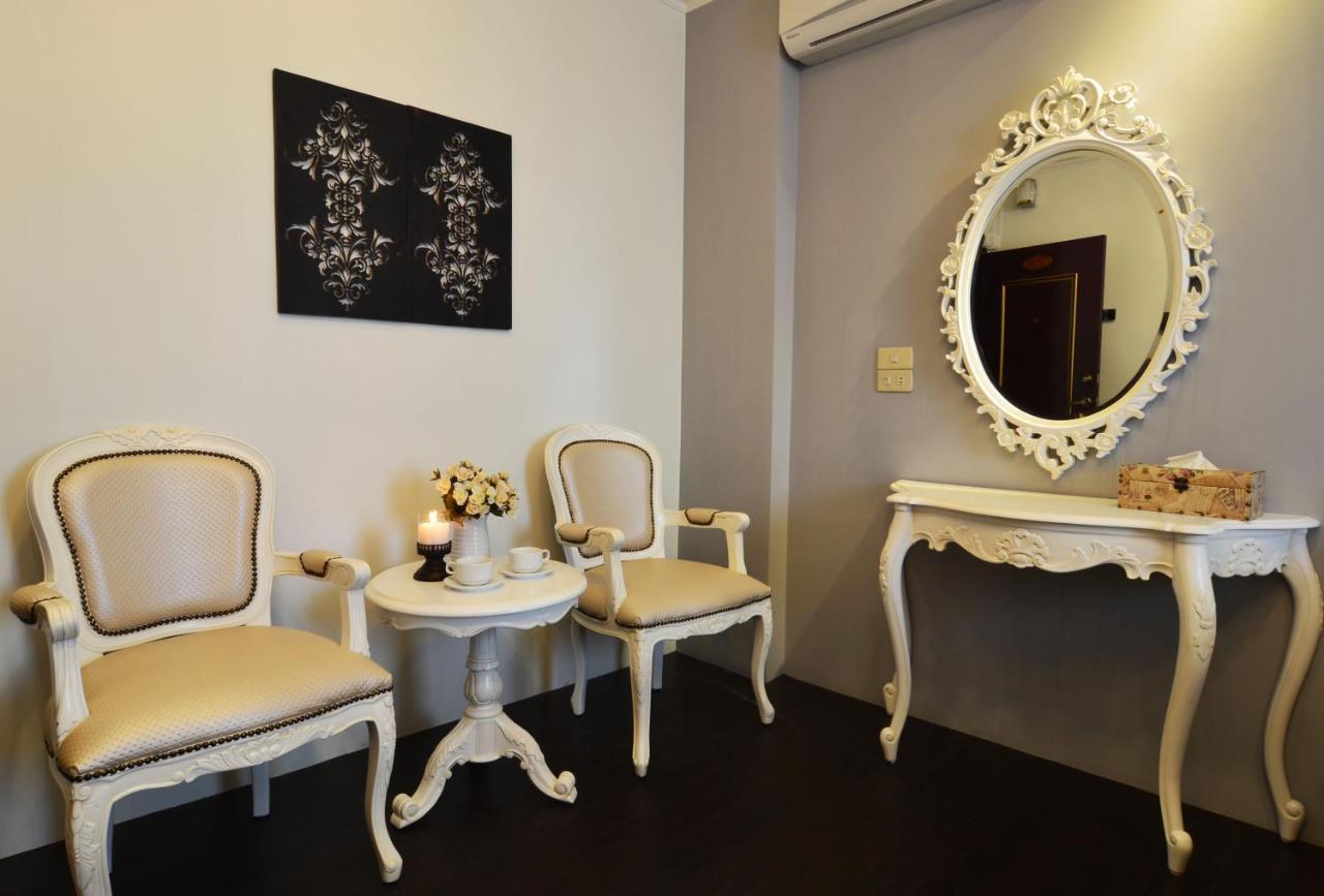 Yunju House Bed & Breakfast Джиаоси Стая снимка