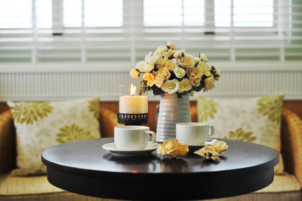 Yunju House Bed & Breakfast Джиаоси Екстериор снимка