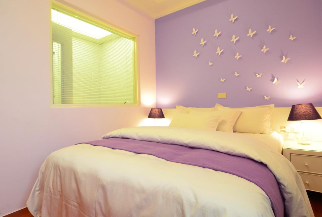 Yunju House Bed & Breakfast Джиаоси Стая снимка