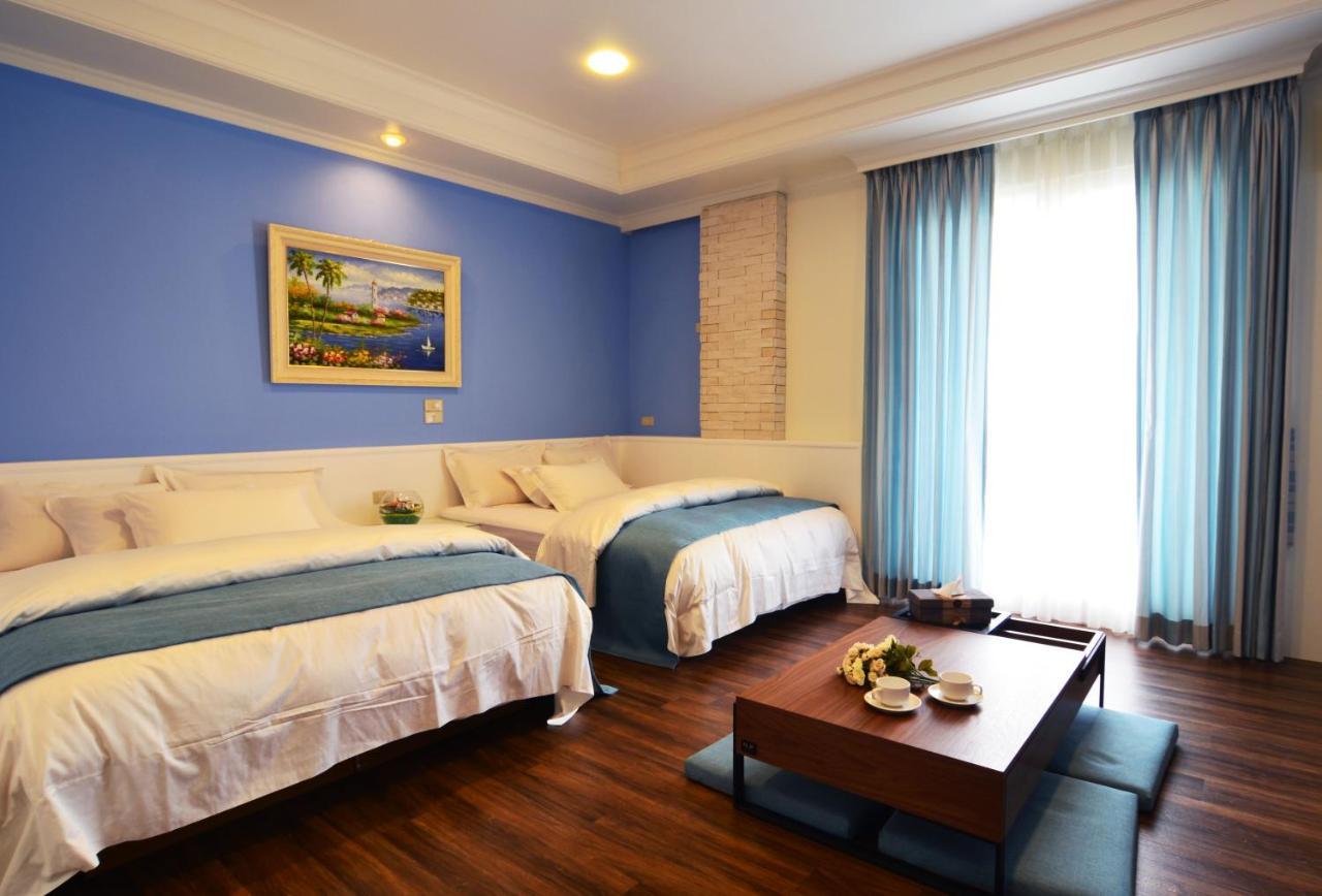 Yunju House Bed & Breakfast Джиаоси Екстериор снимка